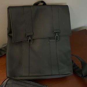 RAINS MSN Backpack-Black